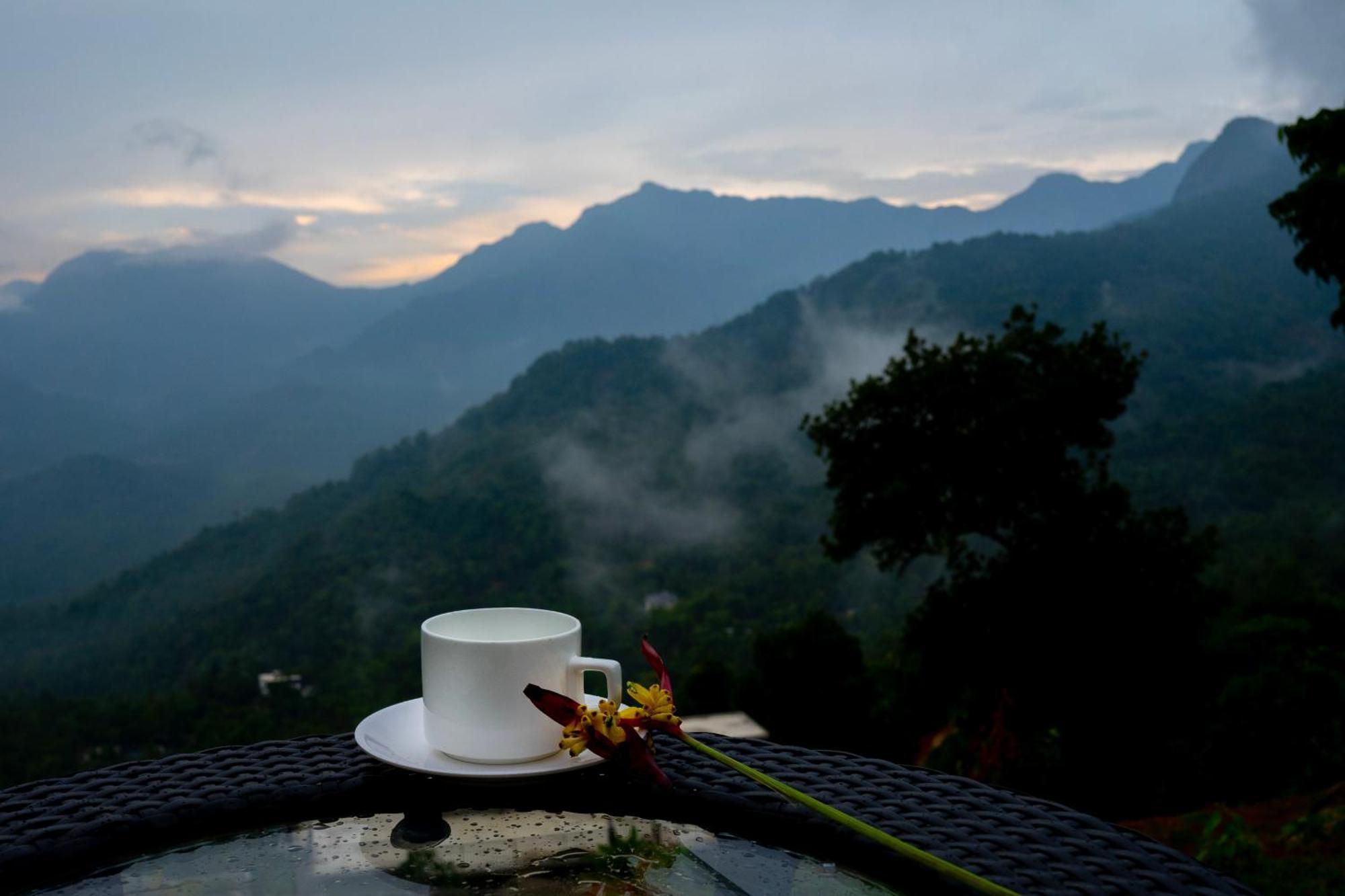 Karimb Resorts Vallikavungal Exterior foto