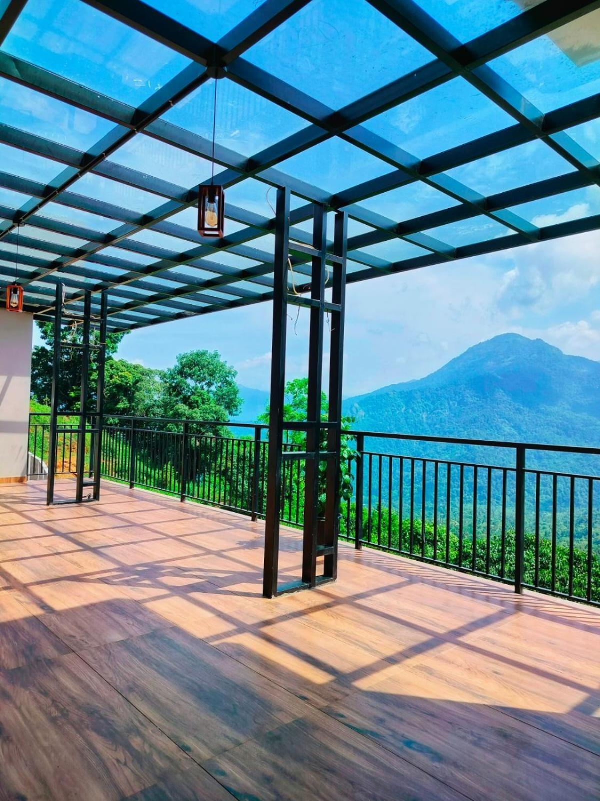 Karimb Resorts Vallikavungal Exterior foto